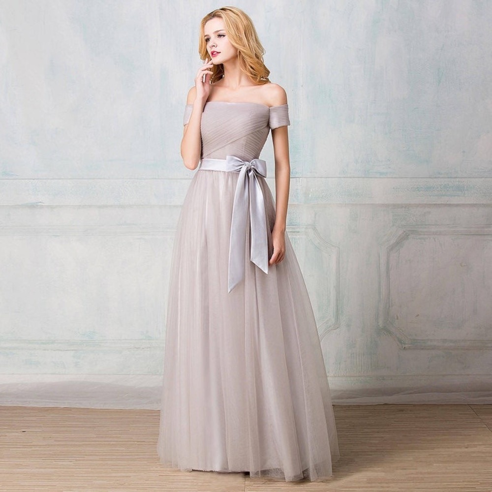Size 0 lilac tulle off-the-shoulder formal gown